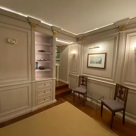 펜션 Luxury House With Private Garden *