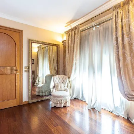 펜션 Luxury House With Private Garden 로마