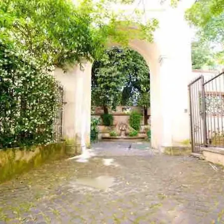 펜션 Luxury House With Private Garden