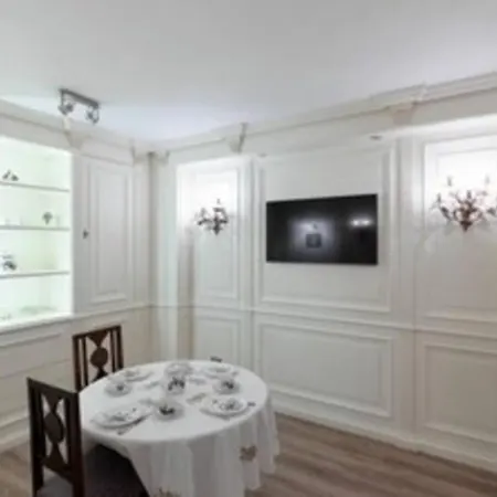 펜션 Luxury House With Private Garden