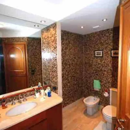 펜션 Luxury House With Private Garden *
